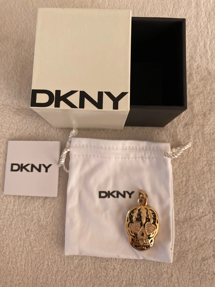 Donna Koran DKNY Exklusiv Luxus Anhänger mit Swarovski KristOriginal Neu OVP - Bild 4 von 4