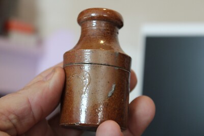Antique, 3 1/8'', Salt Glazed, Stone, Ink Bottle, Item#A- 5417