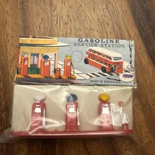 Shell Gasoline Service Stations 3 Mini Pumps 1960s Sealed Unpounched VTG Hong K