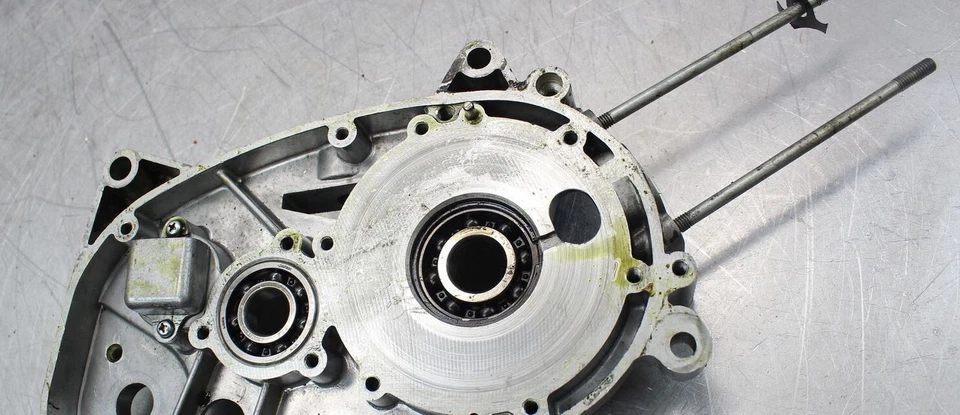 Cárter derecho Yamaha NOS 1965-66 YGS1 T TK, 126-15121-02-00 Foto 4 de 4