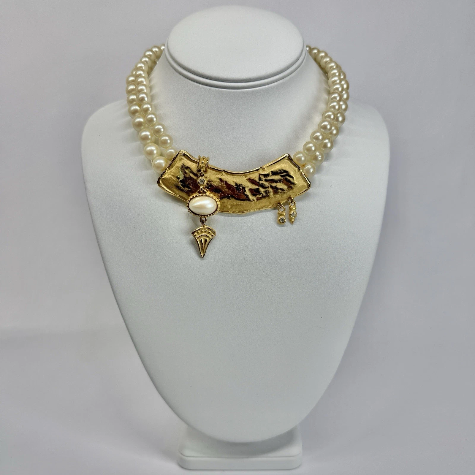 GIVENCHY Modernist Double Strand Faux Pearl Rare Vintage Necklace Jewelry N451