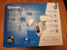 Swann SWIFI-FLOCAMW - EU 1080P Wi-Fi Floodlight Security Camera White