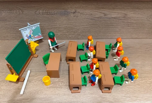 Playmobil 3522  School Classroom Teacher Children Vintage Complete