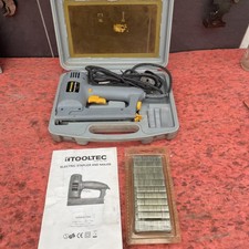 Pistolet à agrafes Tooltec et agrafeuse électrique à clous Brad