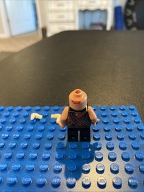 LEGO Mola Ram Minifigure 7199 Indiana Jones Temple Doom iaj031 w/o Helmet Note *