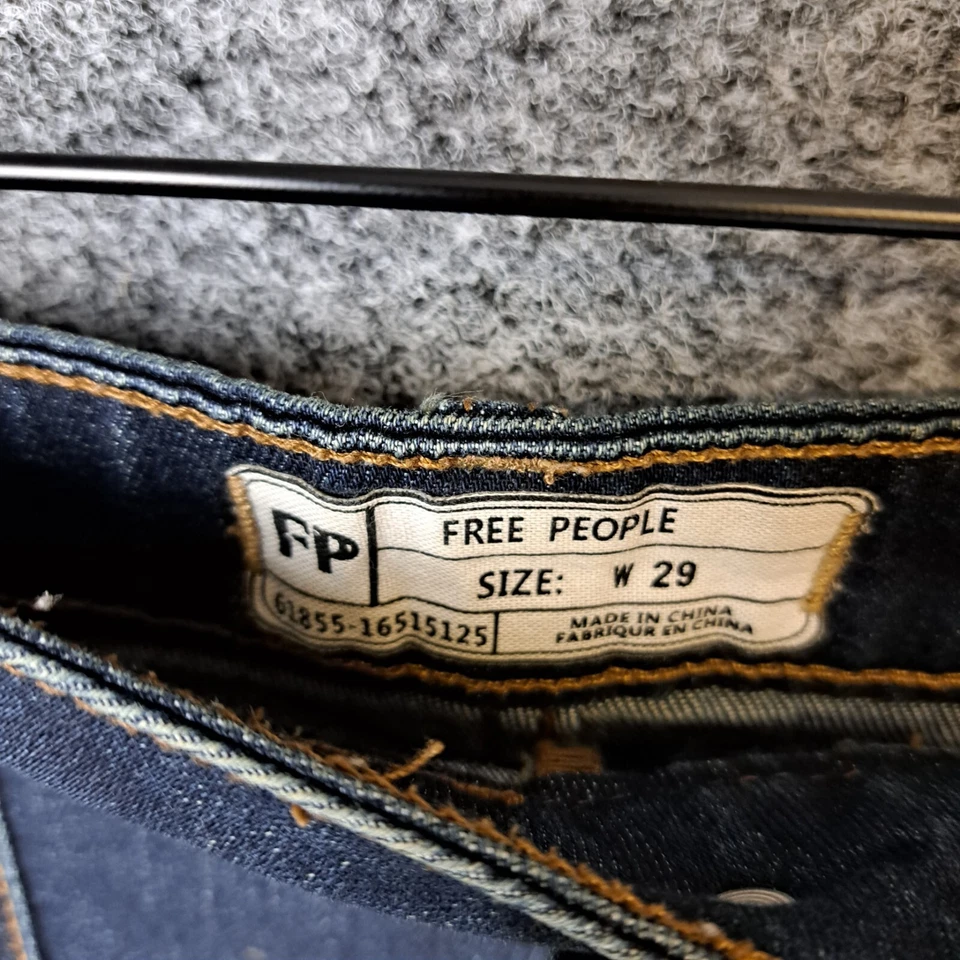 Free People Womens Shorts Size 29 Blue Denim Pockets Zip Frayed Hem - Image 2 of 4