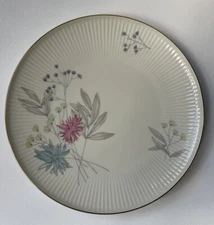 Rosenthal Thomas 9 3/4" China Floral Ribbed Dinner Plate 7507 Germany -C13