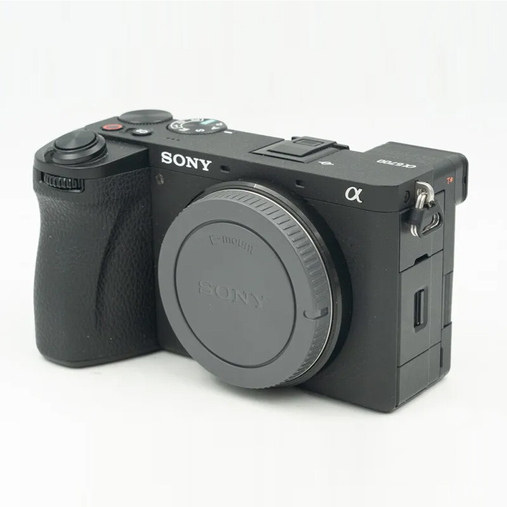 【美品】SONY ILCE-6700(a6700) APS-C 【箱付き】 新品)SONY (ソニー) α6700 ボディ ILCE-6700（商品ID