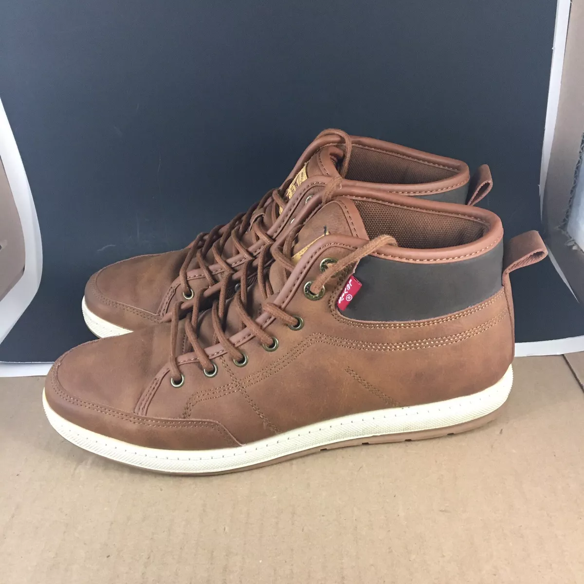 Levis bass hotsell mid sneakers