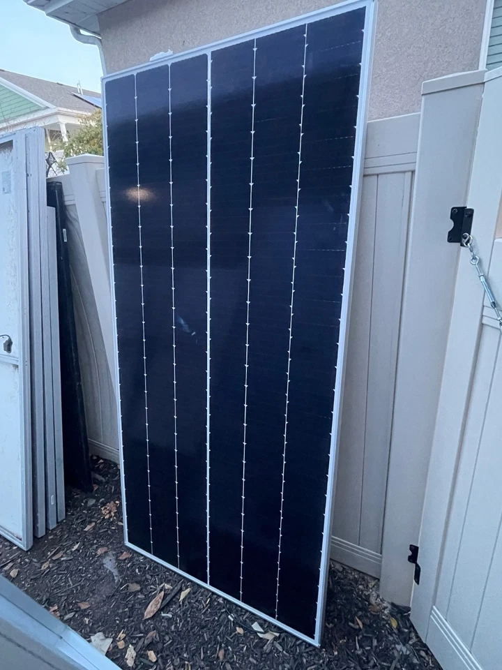 Pallet Of 23 Brand New Sunpower 390 Watt Solar Panels - Free Shipping!! - Image 2 of 4