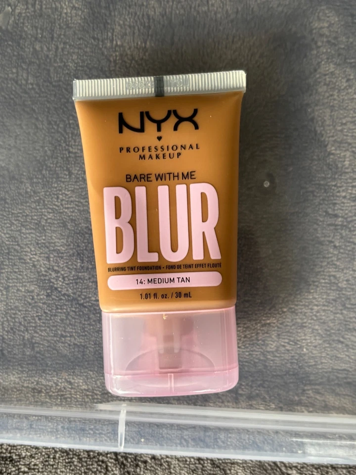 NYX PROFESSIONAL MAKEUP Bare With Me Blur Skin Tint Foundation - Medium Tan - Image 4 of 4