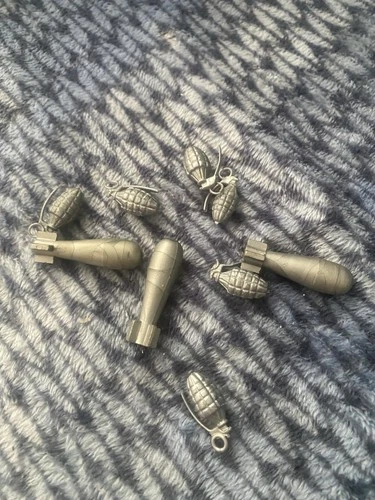 mortar shells,& Grenade Set  GI JOE lot VINTAGE 1964 HASBRO