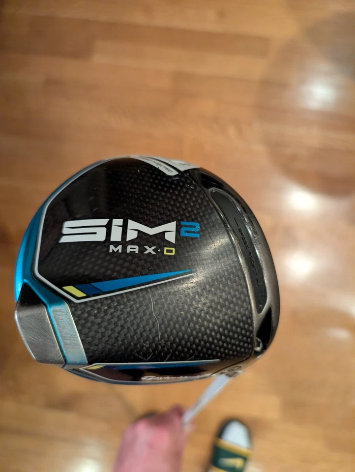 TaylorMade Sim 2 Max Driver 10.5 Degree Air Speeder Regular Flex Right Handed - Image 2 of 4