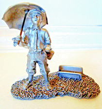 Pewter4''- GOLFER Standing In the Rain Figurine card holder by Fort U.S. A.-c14