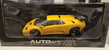 1/18 Autoart Lamborghini Diablo GTR Yellow Diecast 