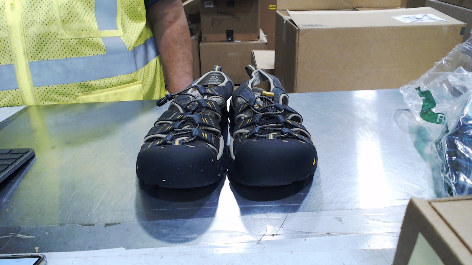 LikeNew_Sandali uomo Keen Newport H2 punta chiusa acqua _corvo alluminio_9