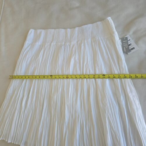 Avenue VIP Plus Size 26/28 White 100% Cotton Broomstick Crinkle Skirt NWT - Picture 10 of 13