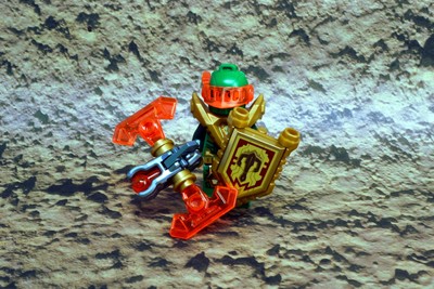 lego nexo knights the crossbow of merlok