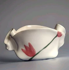 Hilborn Pottery Canada Pinch Pot White With Pink Tulip  Vtg