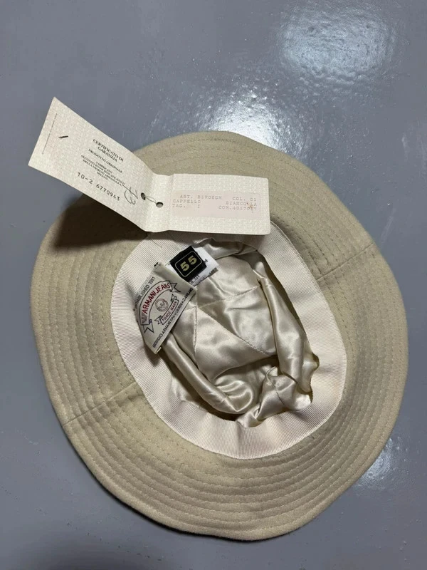 Vintage Armani Jeans Wool Bucket Hat – Ivory White – Made in Italy – NWT - Изображение 4 из 4