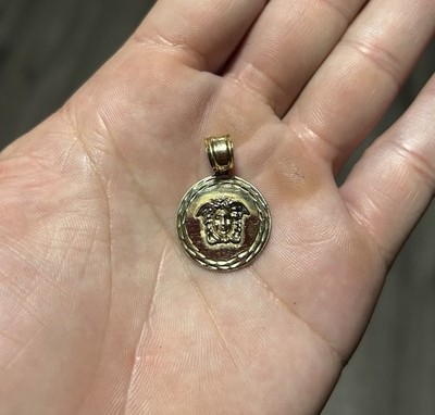 14K Gelbgold Medusa Versace Kette Anhänger