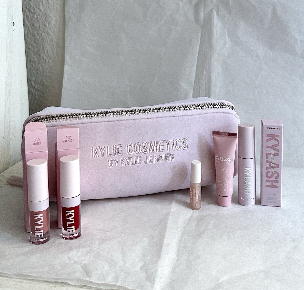 5PC Kylie Cosmetics Set/Liquid Lipsticks/Mascara/Face Moisturizer