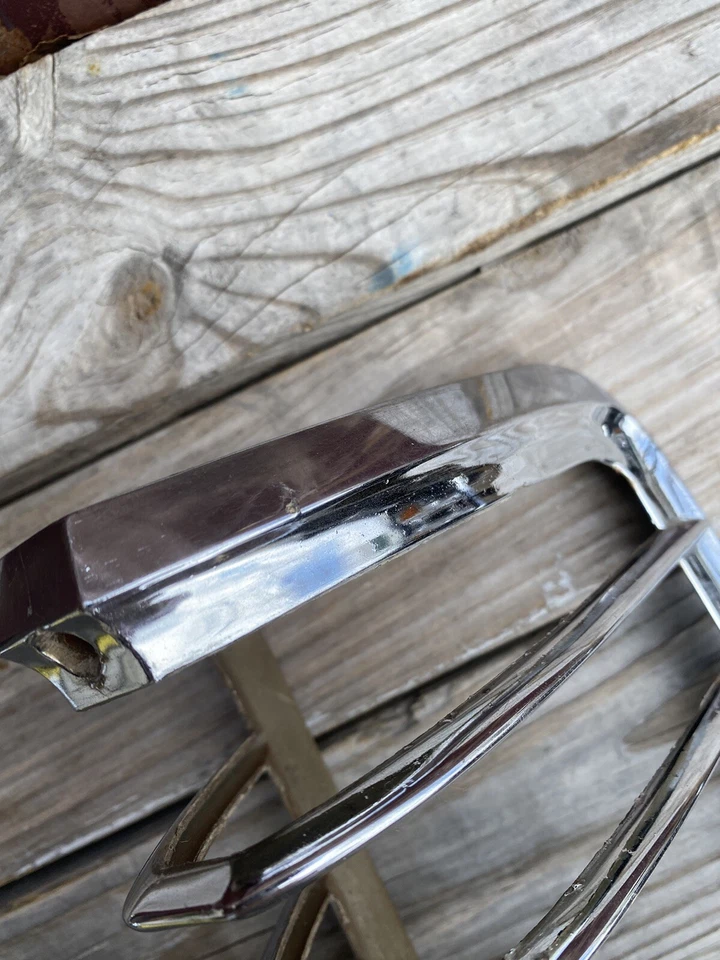 1974 1975 1976 1977 1978 Mercury Monarch luz de estacionamiento bisel señal de giro izquierda Foto 3 de 4