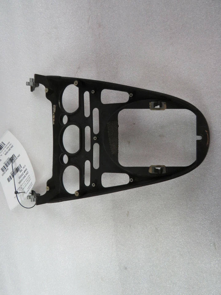 Maserati Cupé, Spyder F1, Bisel Climatizador, Negro, Usado, P/N 185736 Foto 3 de 4