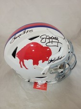 KELLY/THOMAS/REED TRIPS SIGNED BUFFALO BILLS CLASSIC SPEEDFLEX HELMET BECKETT
