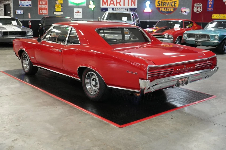 Pontiac GTO 1966  Foto 4 de 4