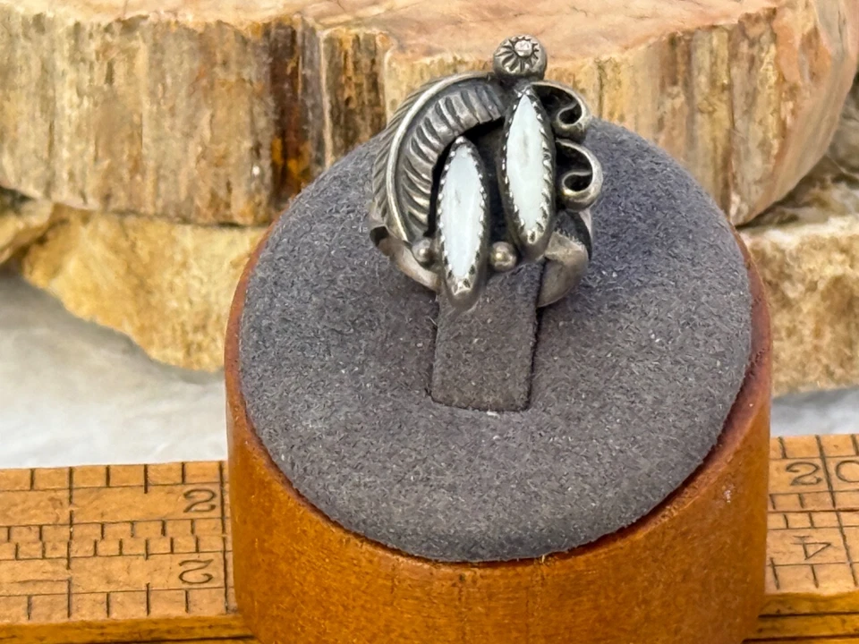 Vintage Navajo Sterling Silver Dome Beaded Ring sz 8.75--LBB25.31 - Image 2 of 4