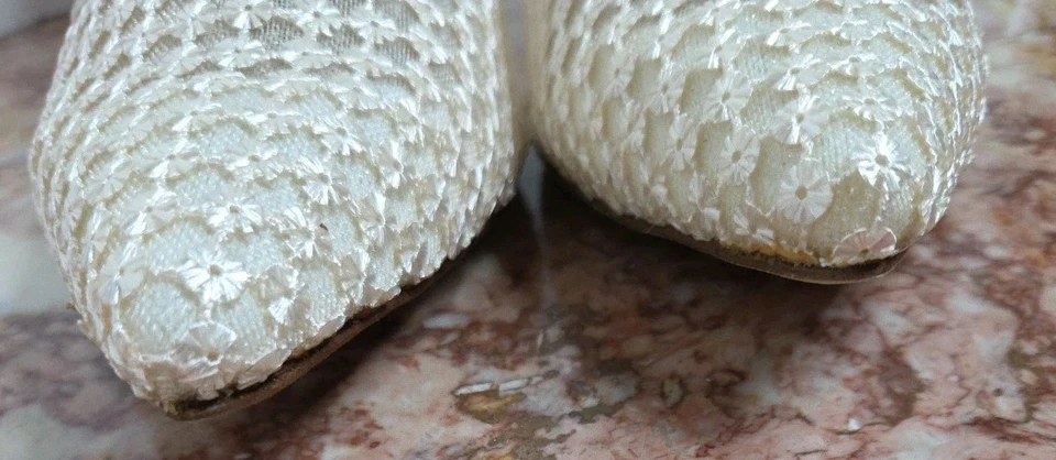 Zapatos Donald J Pliner para mujer punta de hueso lentejuelas malla tacones de aguja caja M100 Foto 2 de 4