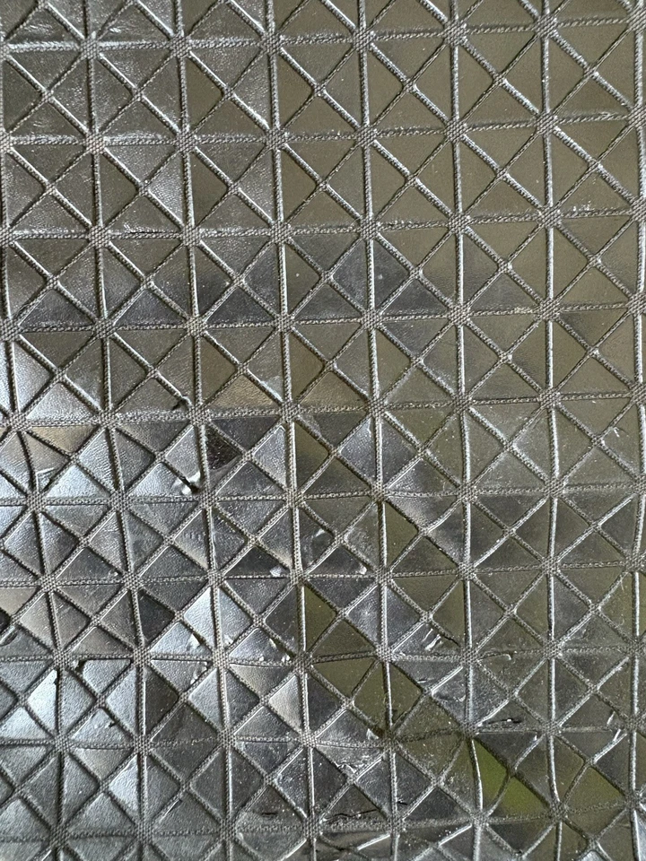 Bolso de Mano Issey Miyake Bao Bao Foto 3 de 4