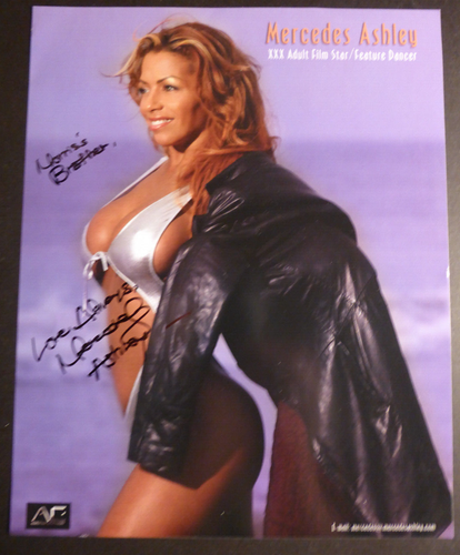 MERCEDES ASHLEY ADULT FILM STAR AUTOGRAPHED 8X10 - Picture 3 of 3
