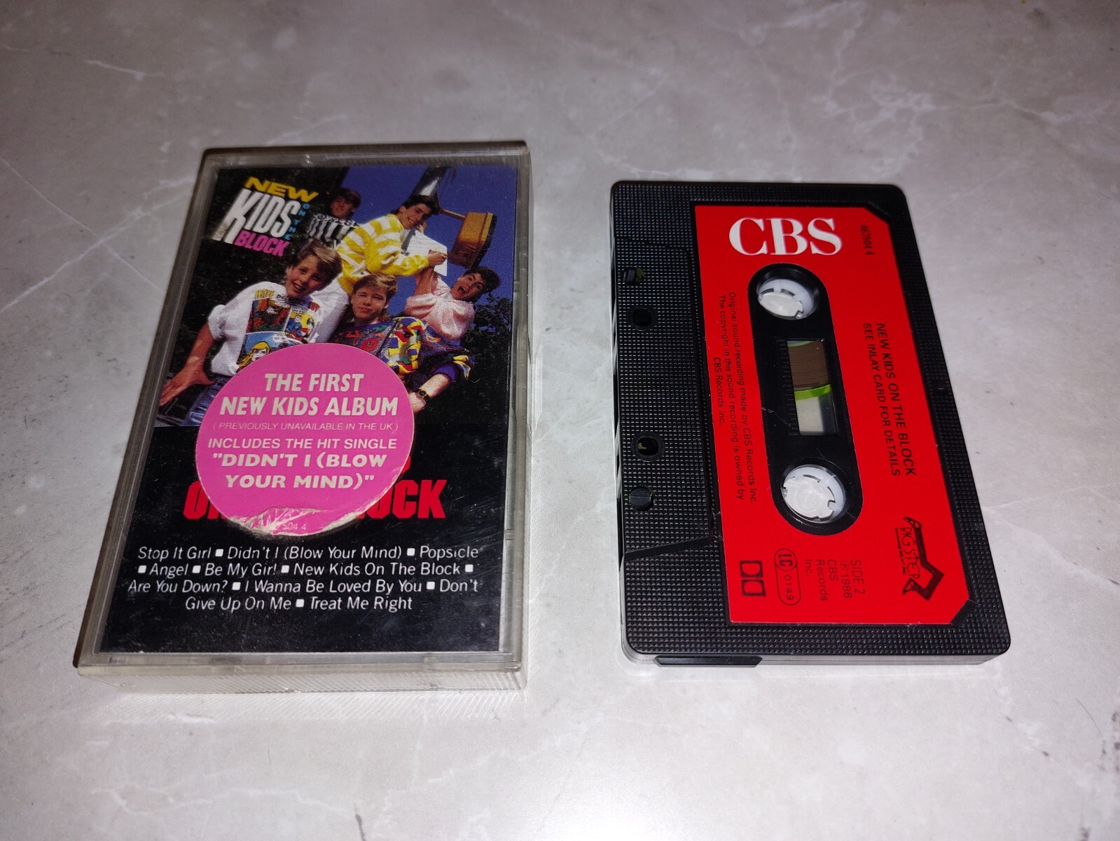 NEW KIDS ON THE BLOCK * NEW KIDS ON THE BLOCK * CASSETTE ALBUM 1990