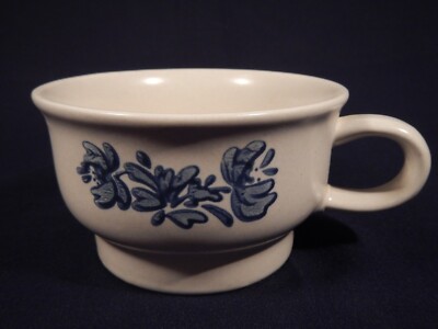 VTG Phaltzgraff Yorktowne Blue Flat Stoneware Coffee Tea Soup Cup Mug