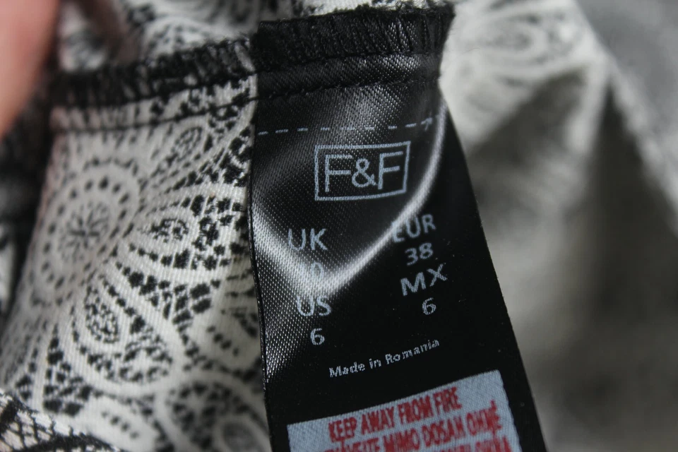 F&F Womens Geometric Black Zip Pencil Skirt - Grey - Size 10 (I60) - Image 3 of 4