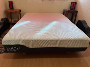 Lucid 12 inch Latex Hybrid Mattress Queen Size
