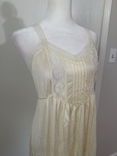 Nylon Lace Ivory Dress Slip Nightgown Vintage Silky Medium Cottagecore Whimsy