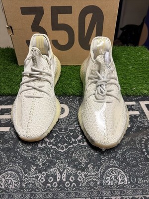 Size 10.5 - adidas Yeezy Boost 350 V2 Low Light