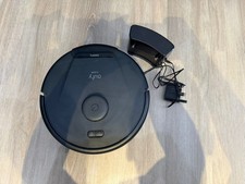 EUFY L60 ROBOT VACUUM CLEANER Good condition 
