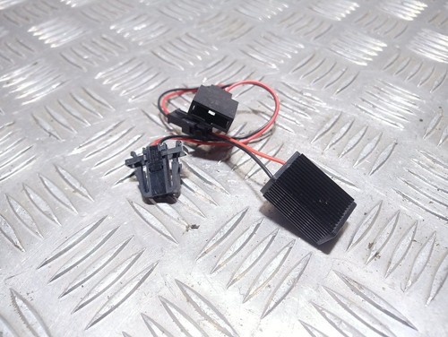 Seat wiring loom