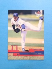KAZUHISA ISHII 2003 FLEER ULTRA BASEBALL CARD # 28 G8975