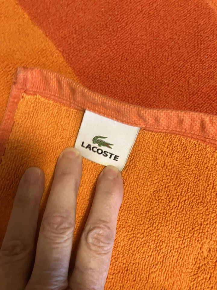 Toalla de Playa De Colección Lacoste 29" x 52" Cocodrilo Izod Logo 2 Tonos Naranja Foto 4 de 4