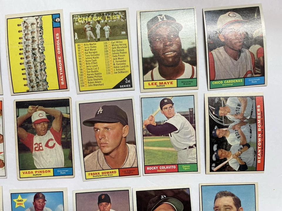 Lote de 36 tarjetas de béisbol Topps 1961 - Salón de la fama, estrellas, más Foto 3 de 4
