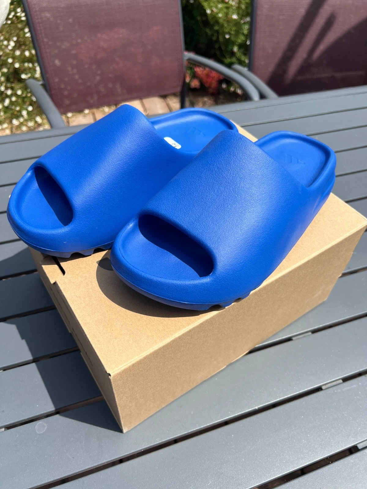 Adidas Yeezy Slide Azure 42 état neuf