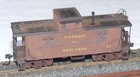 Atlas HO Caboose Custom Painted, Weathered Piedmont & Northern — photo 2