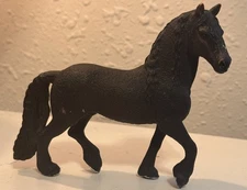 RARE Schleich 2009 Friesian Black Stallion Horse Figure 13667 Retired