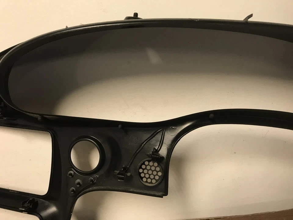 Pontiac Bonneville 2001 tablero cuadro de instrumentos bisel con interruptores Foto 2 de 4