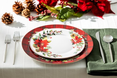 Grace Teaware Poinsettia Pine Cone Fine Porcelain 10.5" Dinner Plates Set of 4 - Picture 3 of 4